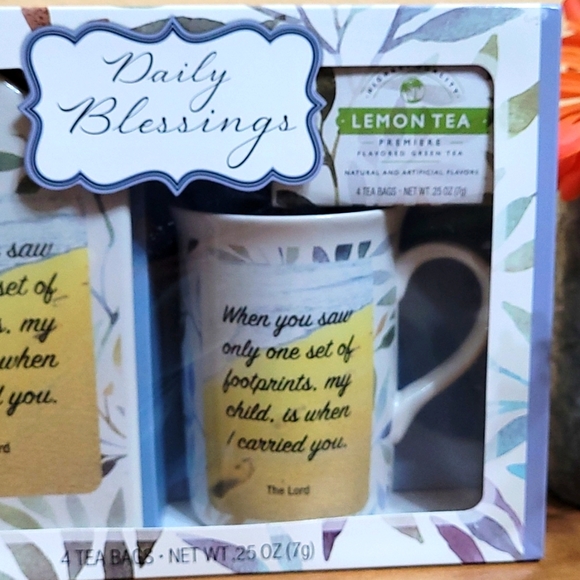 Daily Blessings Mug & Plaque - Picture 2 of 3